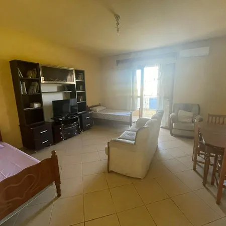 Redi's Apartament